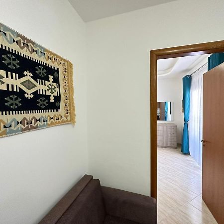 Trea Accomodations - Port Side Vlore Bagian luar foto