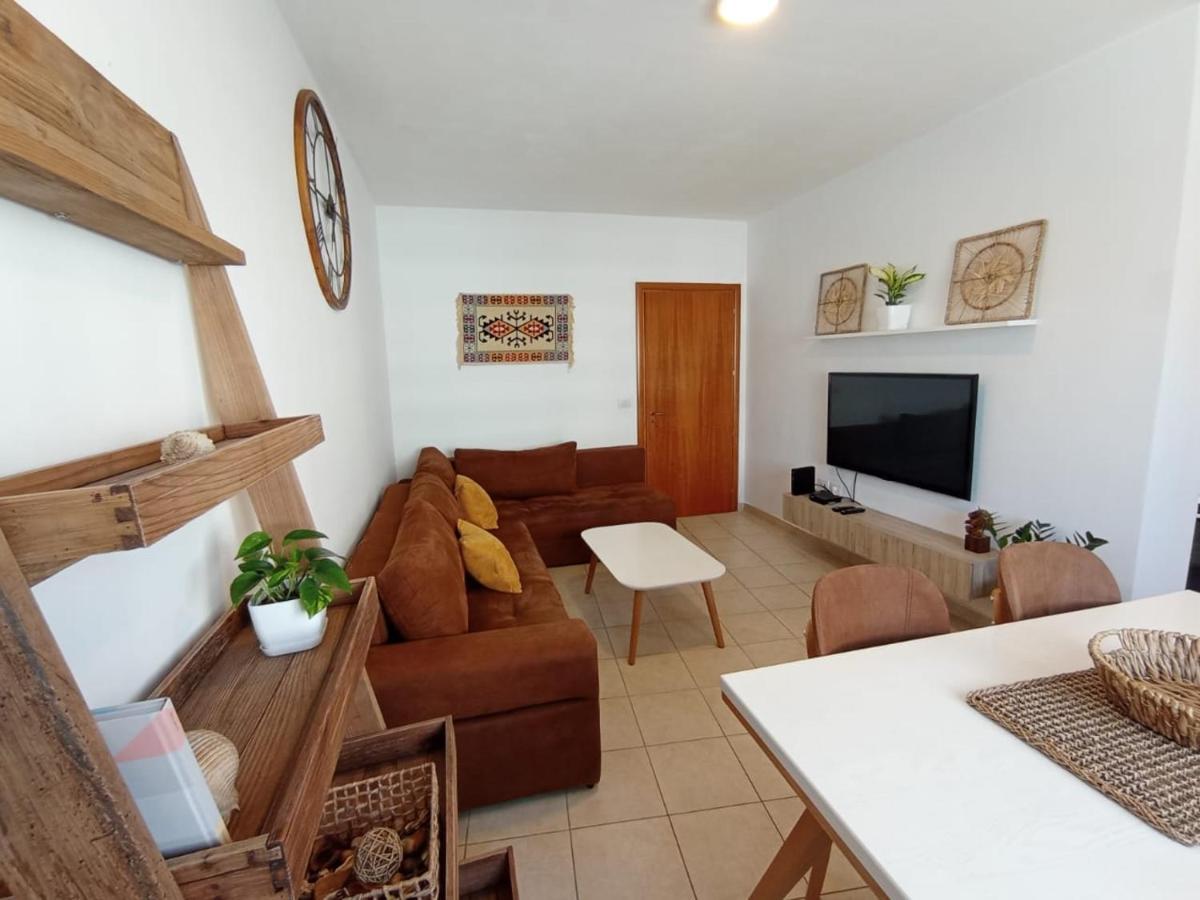 Trea Accomodations - Port Side Vlore Bagian luar foto