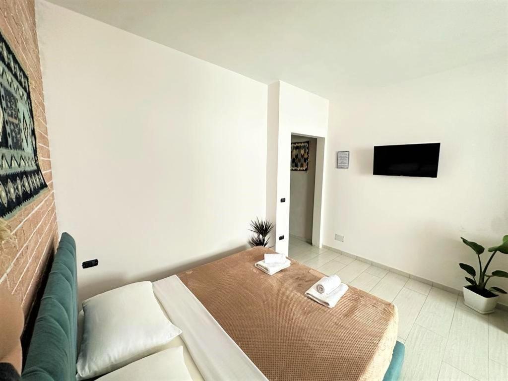 Trea Accomodations - Port Side Vlore Bagian luar foto
